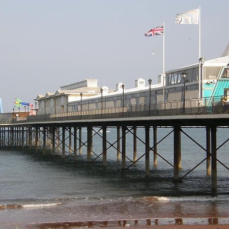 Kingswinford Guest House Пейнтън Екстериор снимка