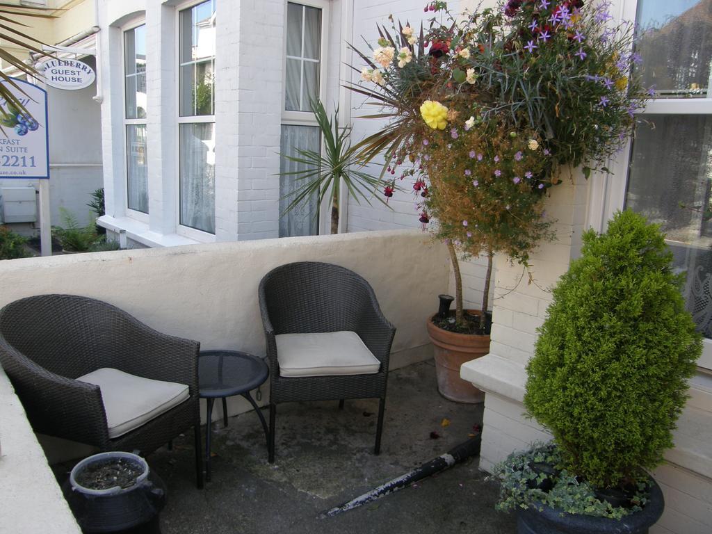 Kingswinford Guest House Пейнтън Екстериор снимка